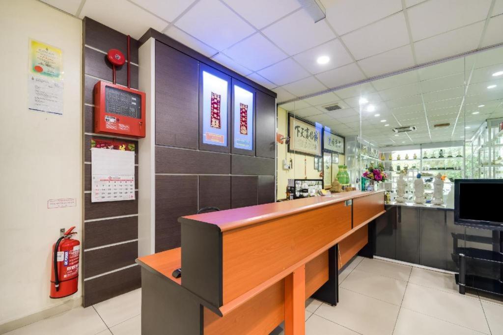 OYO 301 River Inn Hotel Butterworth Eksteriør bilde