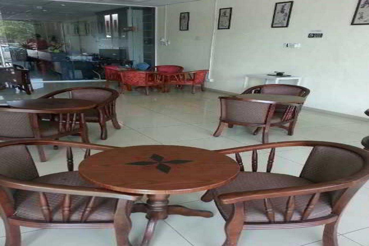 OYO 301 River Inn Hotel Butterworth Eksteriør bilde