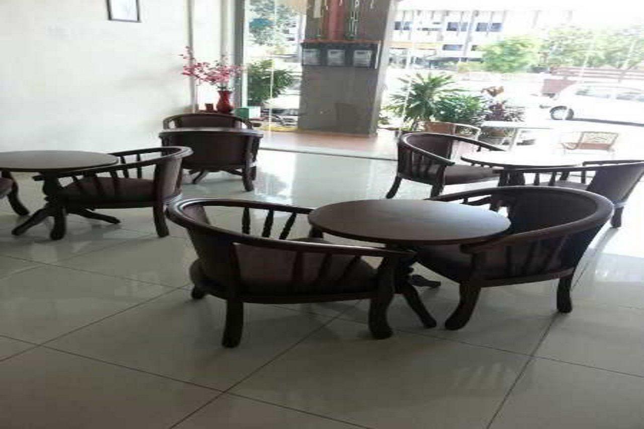 OYO 301 River Inn Hotel Butterworth Eksteriør bilde