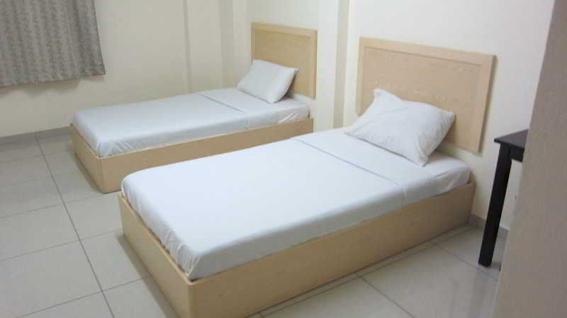 OYO 301 River Inn Hotel Butterworth Eksteriør bilde