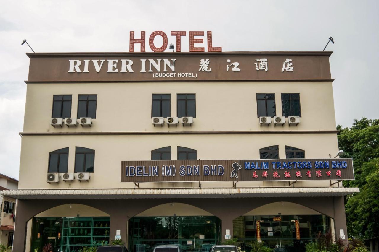 OYO 301 River Inn Hotel Butterworth Eksteriør bilde
