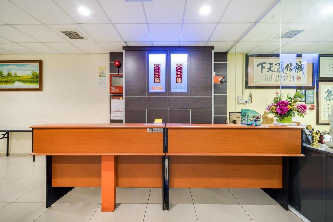 OYO 301 River Inn Hotel Butterworth Eksteriør bilde